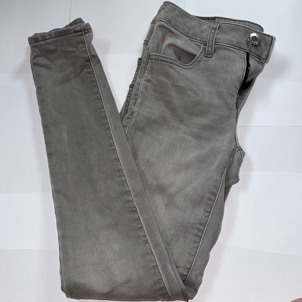 Light Gray American Eagle Jeans